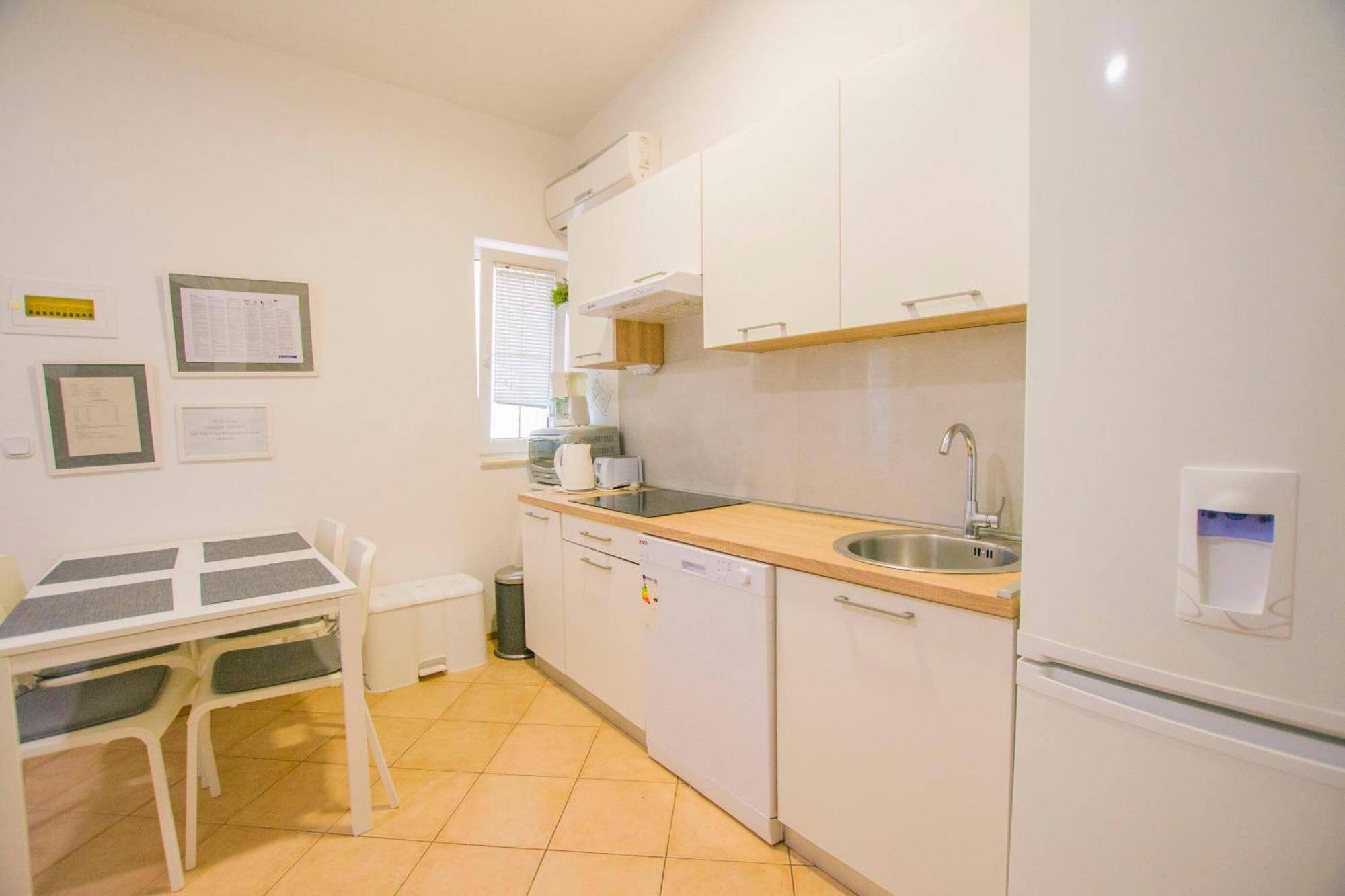 דראגה Apartments Josip מראה חיצוני תמונה