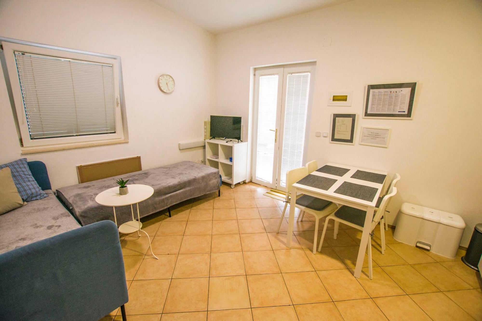 דראגה Apartments Josip מראה חיצוני תמונה