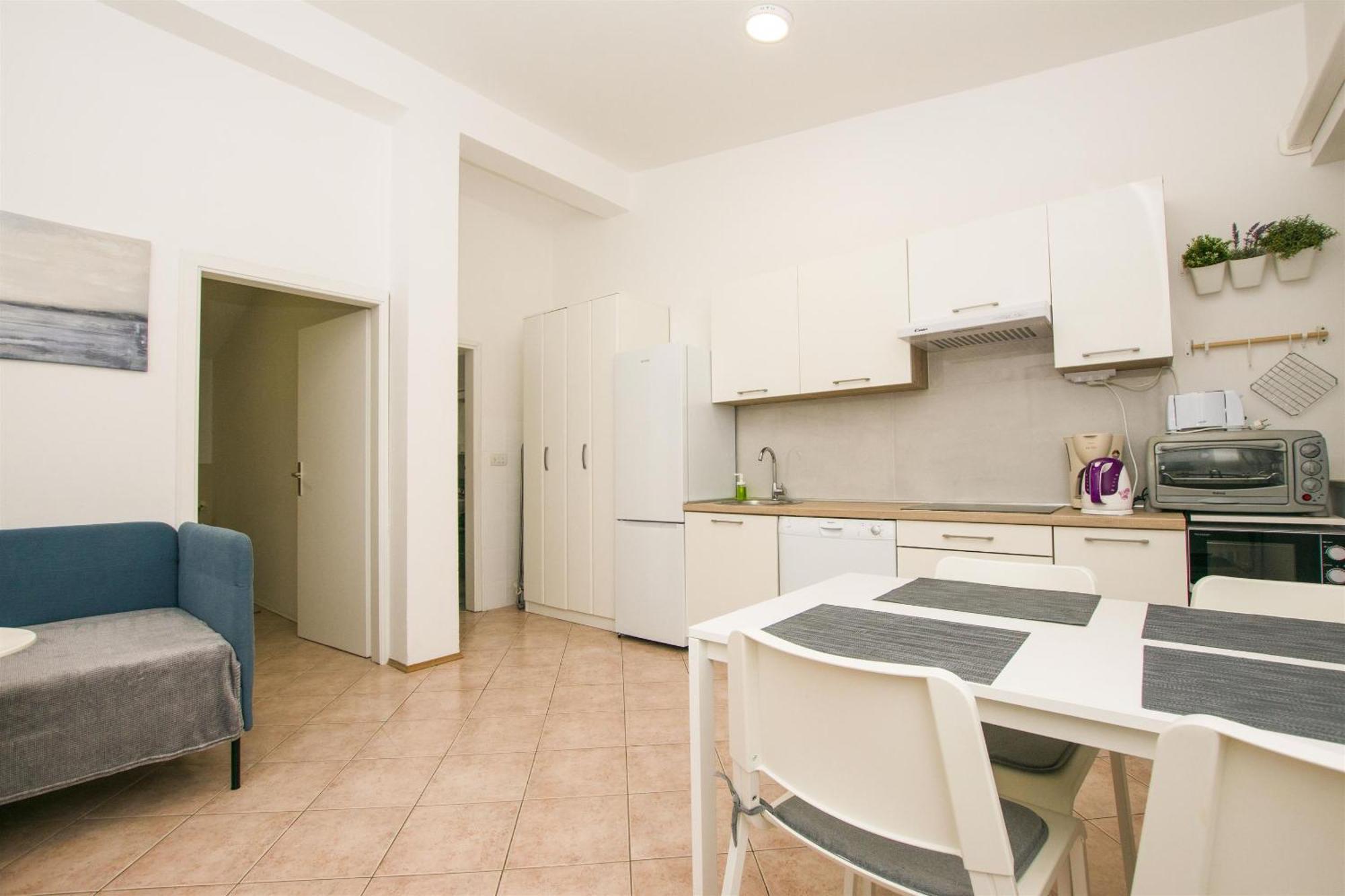 דראגה Apartments Josip מראה חיצוני תמונה
