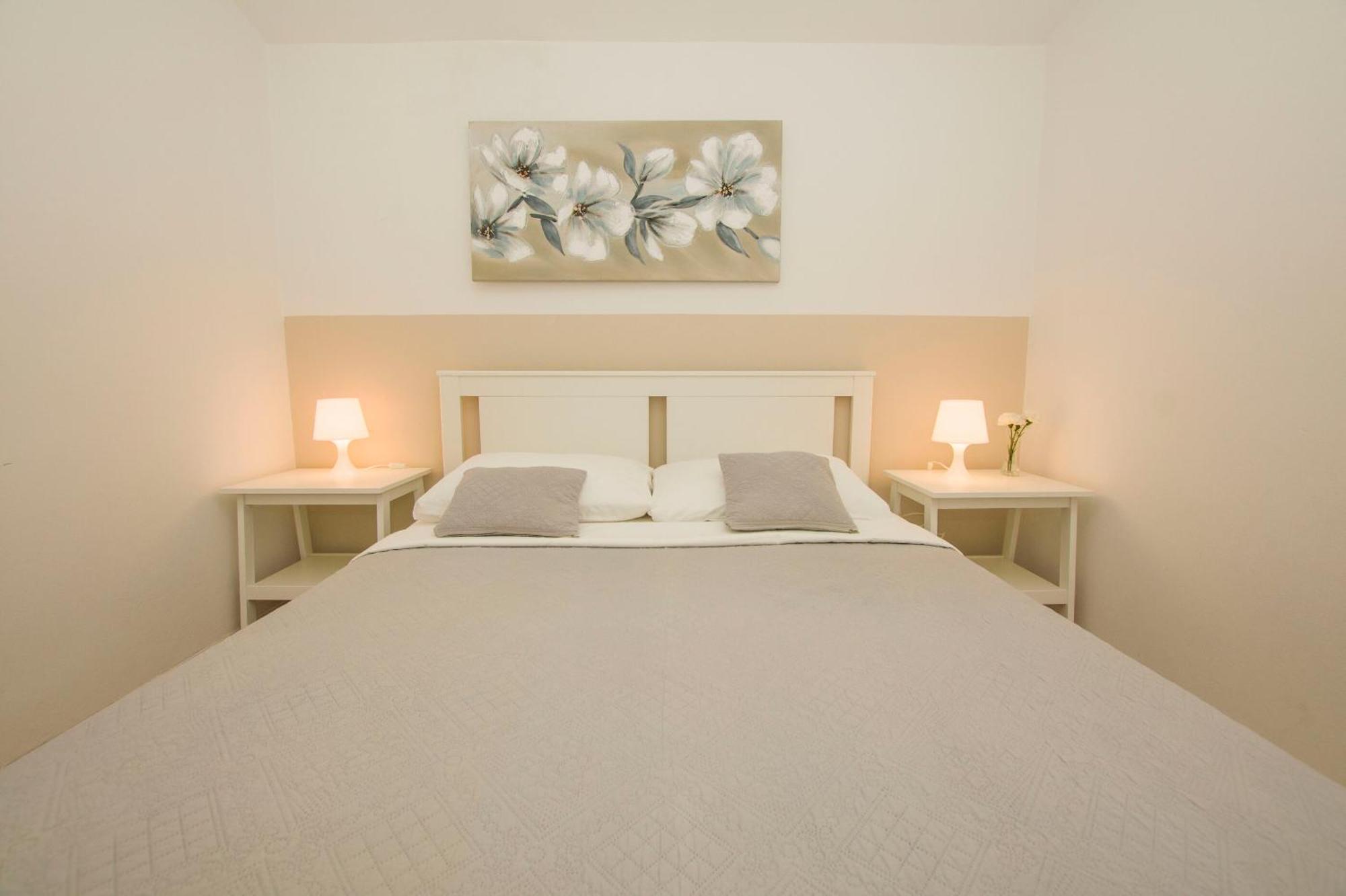 דראגה Apartments Josip מראה חיצוני תמונה
